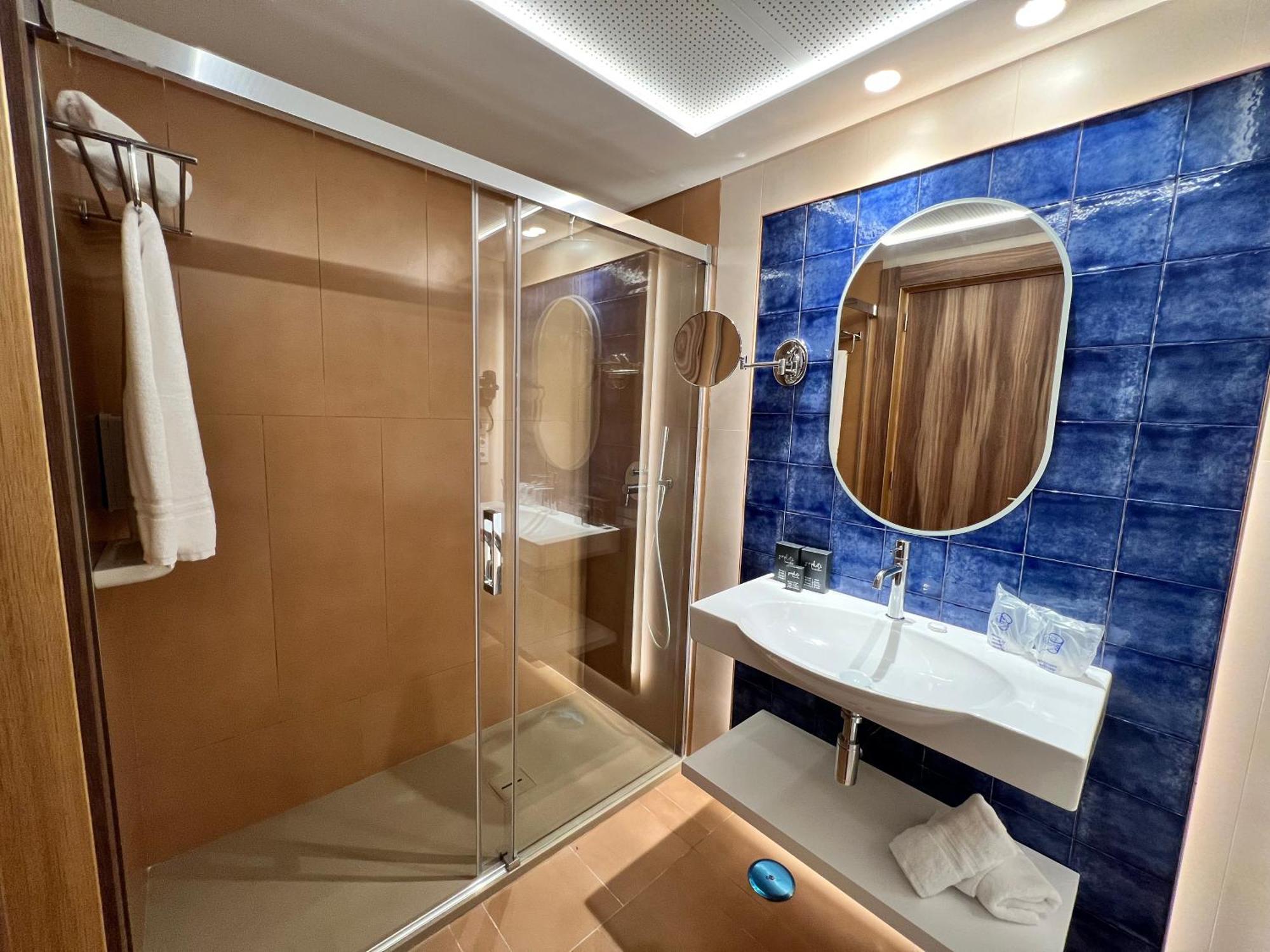 Single Room Sea View