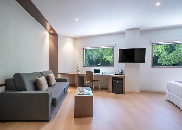 Hotel Granada By Pierre & Vacances