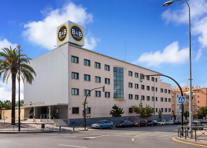 B&B Hotel Granada Estación